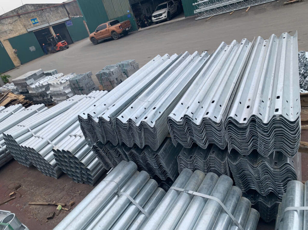 Thi công hệ thống an toàn giao thông cao tốc Cần Thơ – Hậu Giang 11 Thi cong he thong an toan giao thong cao toc Can Tho – Hau Gian 8