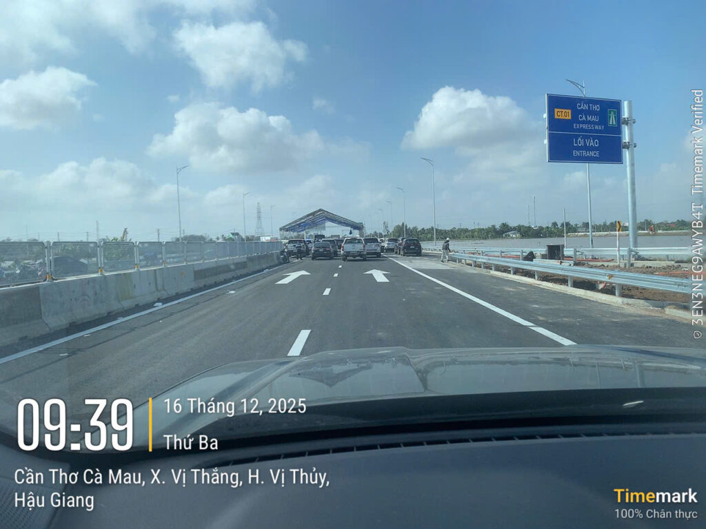 Thi công hộ lan cao tốc Cần Thơ - Cà Mau 10 Hình ảnh xác thực công trình